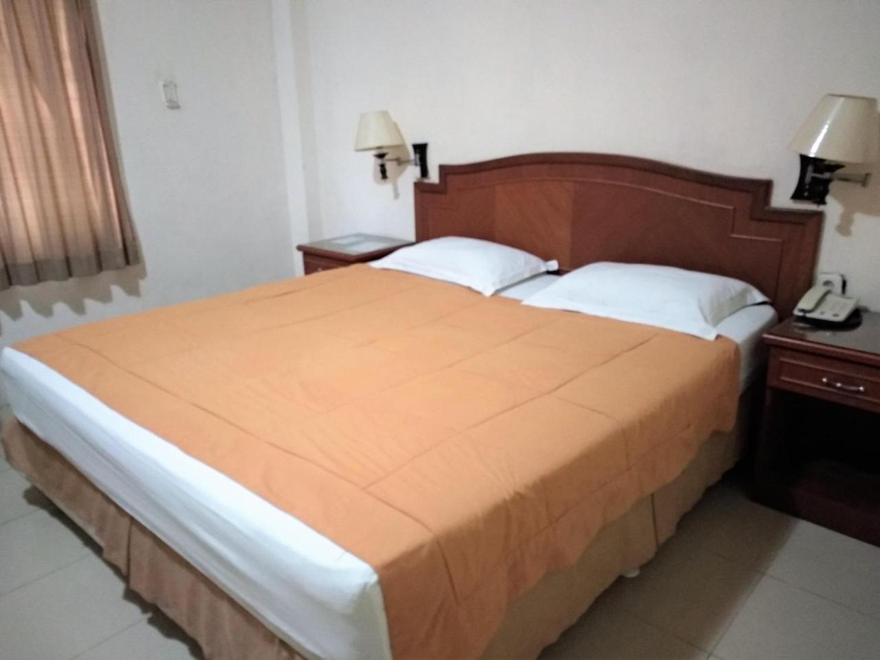 Hotel Batara Banjarmasin  Exterior photo